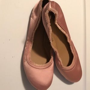 Ballet silky blush flats